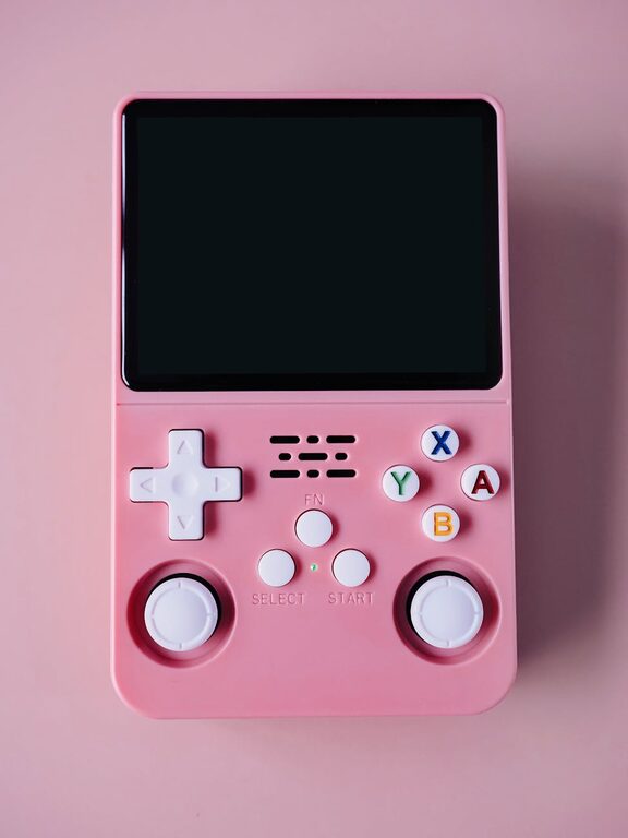 How to Declutter Your Digital Life for More Focus and Freedom