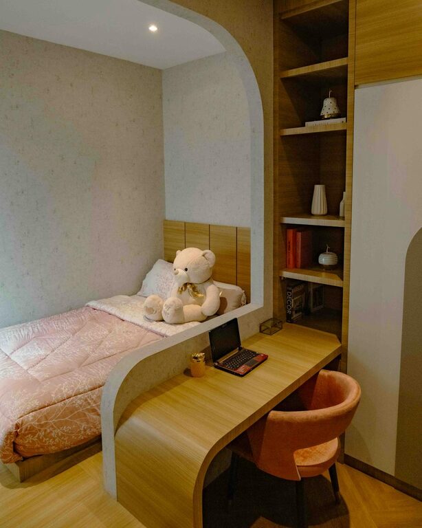 How to Create a Relaxing Home Workspace for Better Focus